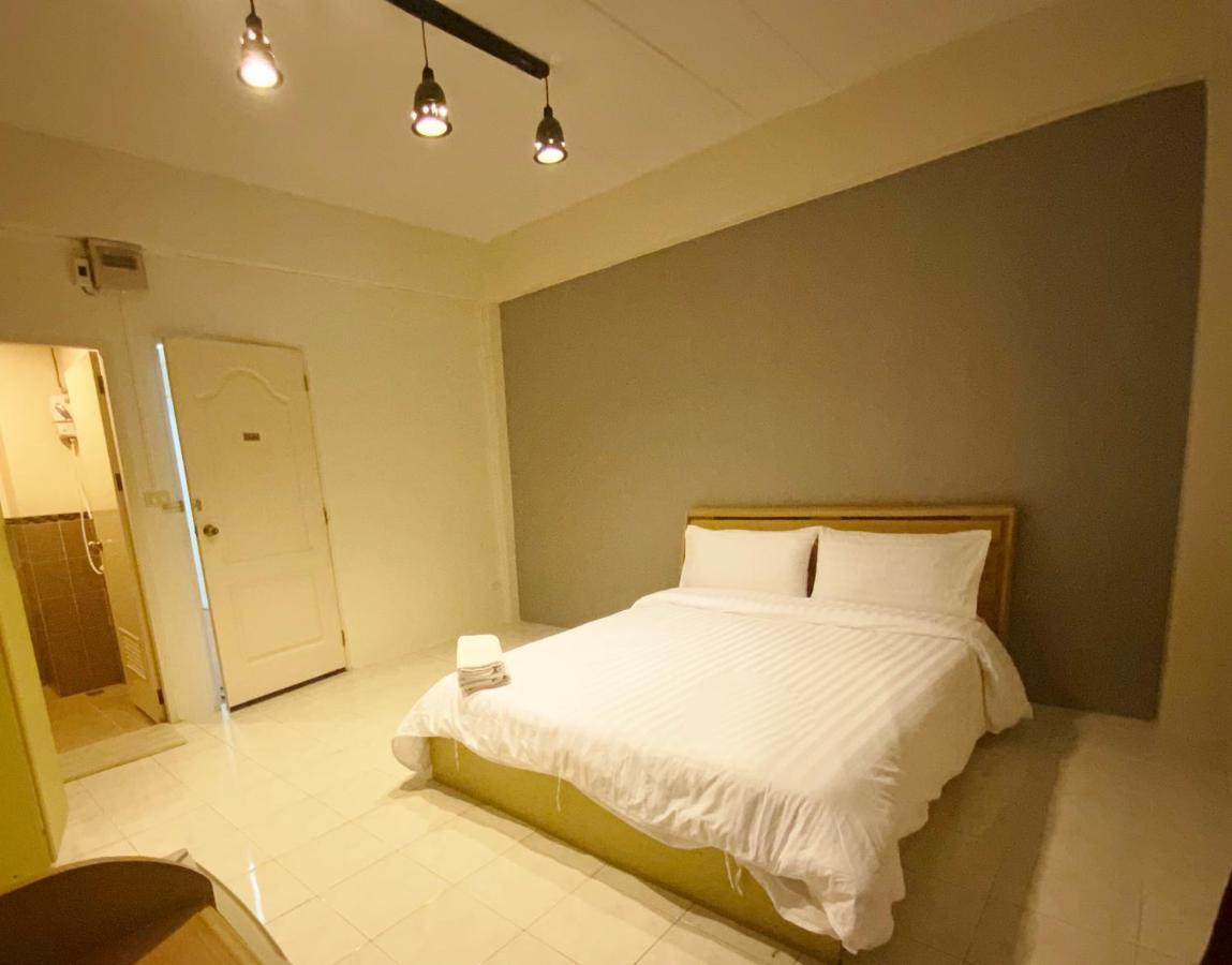 Uh Hostel بانغسين المظهر الخارجي الصورة